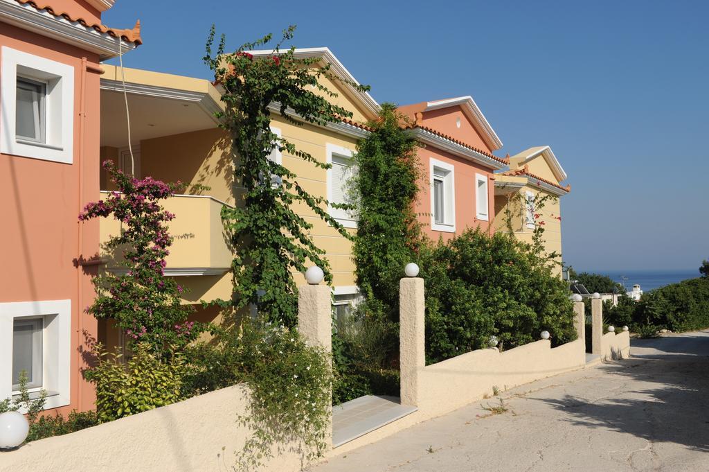 Yolanda Studios Paralia Agias Foteinis Bagian luar foto